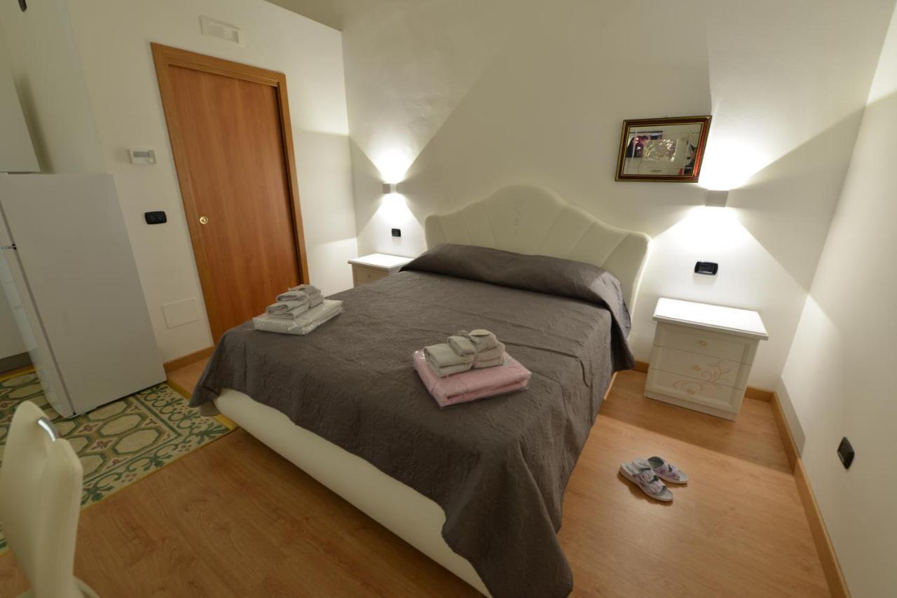 L'Antico Palazzo Bed & Breakfast Canosa di Puglia Exterior foto